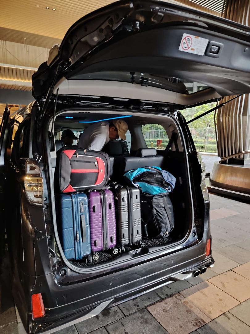 Ellrae luxury MPV showing generous luggage capacity for airport travelers